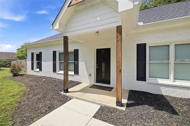 4072 Ponderosa Lane, Gainesville, GA 30506