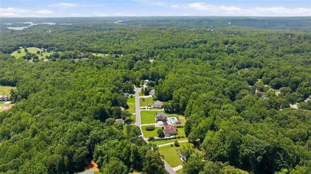 4072 Ponderosa Lane, Gainesville, GA 30506