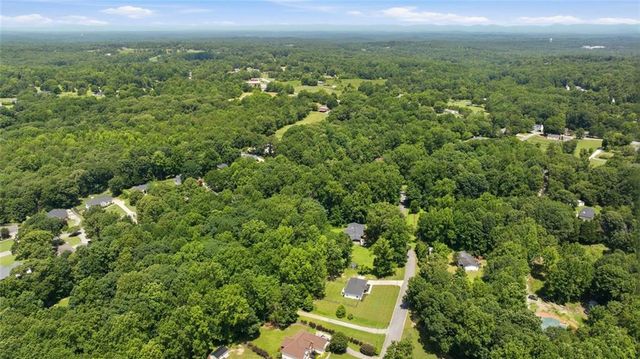 4072 Ponderosa Lane, Gainesville, GA 30506