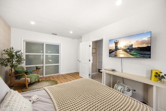 1902 N Pass Avenue, Burbank, CA 91505