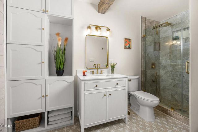 1902 N Pass Avenue, Burbank, CA 91505