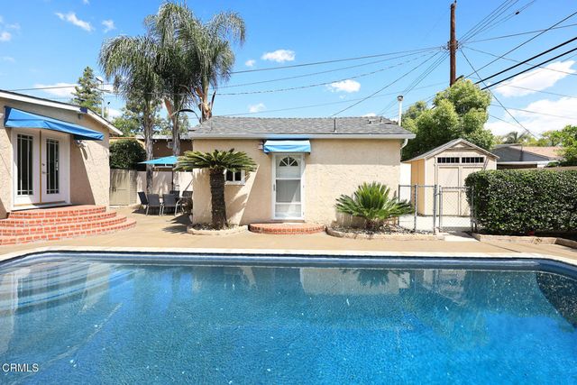 1902 N Pass Avenue, Burbank, CA 91505