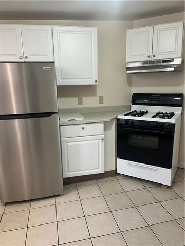 88 Mill Street, Cumberland, RI 02864