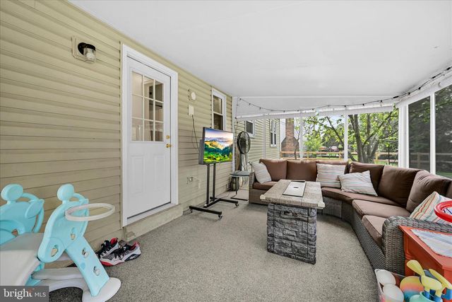740 WISTERIA AVE, Reading, PA 19606