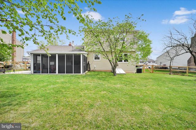 740 WISTERIA AVE, Reading, PA 19606