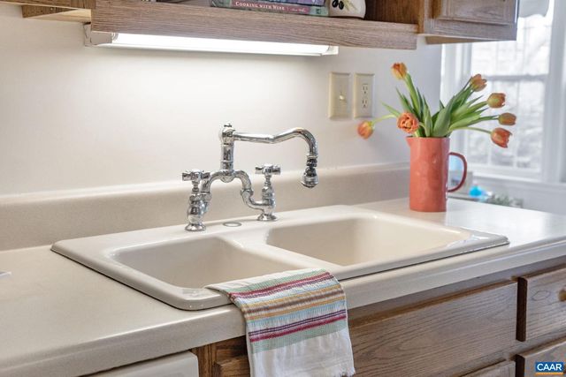 1697 BANYAN CT, Charlottesville, VA 22911