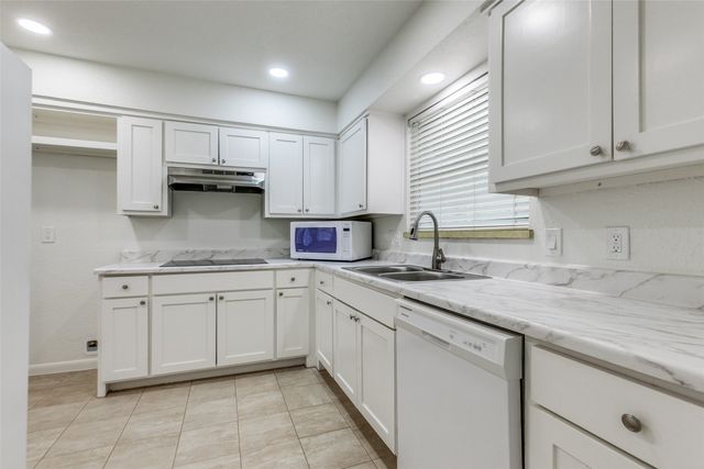 1213 Mill Valley Drive 1214, Plano, TX 75075