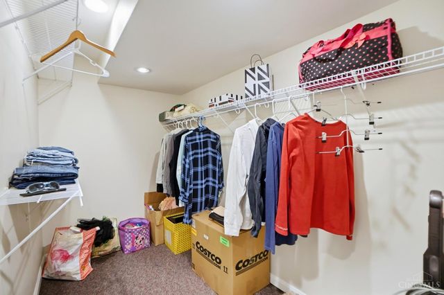 845 Village Green Parkway, Hamilton Twp, OH 45039