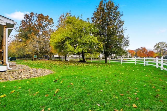 845 Village Green Parkway, Hamilton Twp, OH 45039