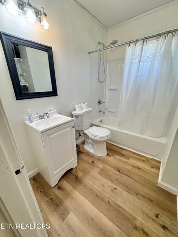 4511 Fawnie Lane, Knoxville, TN 37918