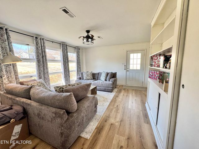 4511 Fawnie Lane, Knoxville, TN 37918