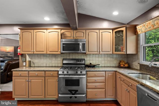 318 HIALEAH DR, Cherry Hill, NJ 08002