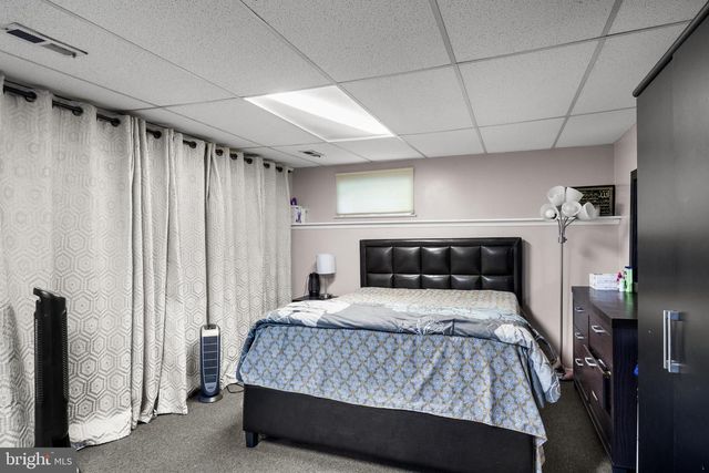 318 HIALEAH DR, Cherry Hill, NJ 08002