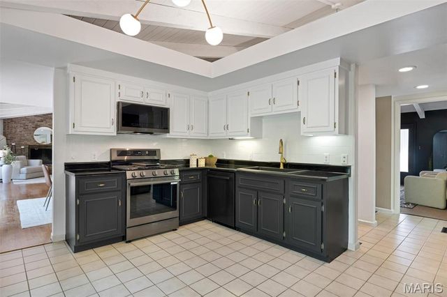 1901 W Adams Avenue, Kirkwood, MO 63122