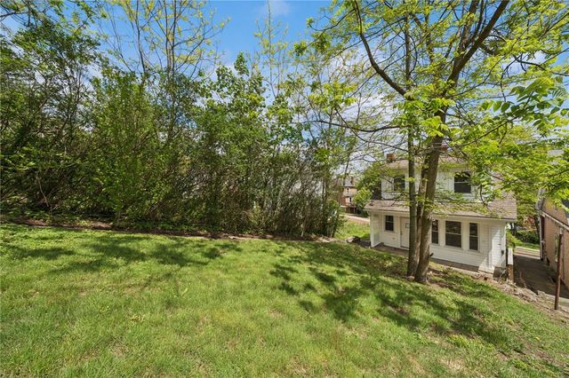 2216 Lutz Avenue, Carrick, PA 15210
