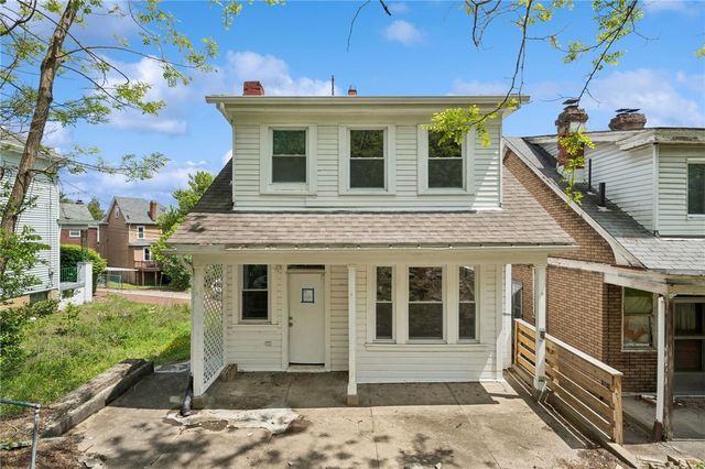 2216 Lutz Avenue, Carrick, PA 15210