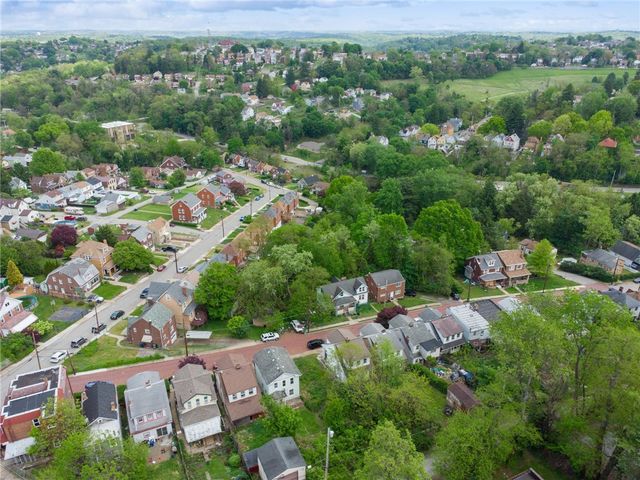 2216 Lutz Avenue, Carrick, PA 15210