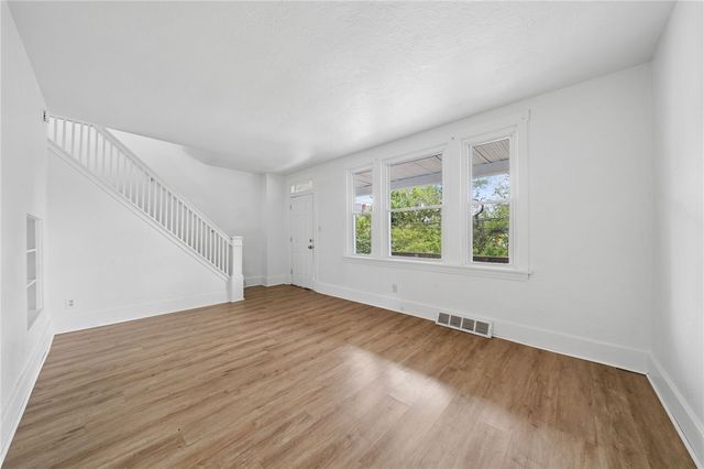 2216 Lutz Avenue, Carrick, PA 15210