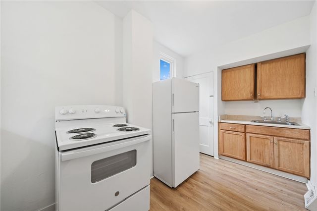 2216 Lutz Avenue, Carrick, PA 15210