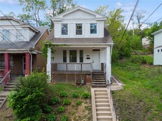 2216 Lutz Avenue, Carrick, PA 15210