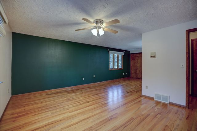 5404 N Northwood Dr, Spokane Valley, WA 99212