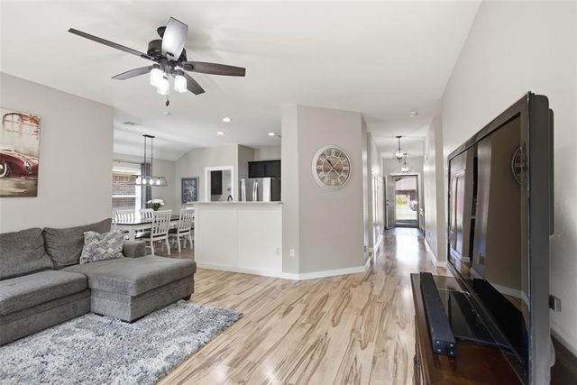 2026 Bradford Circle, Newcastle, OK 73065