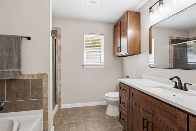 2026 Bradford Circle, Newcastle, OK 73065