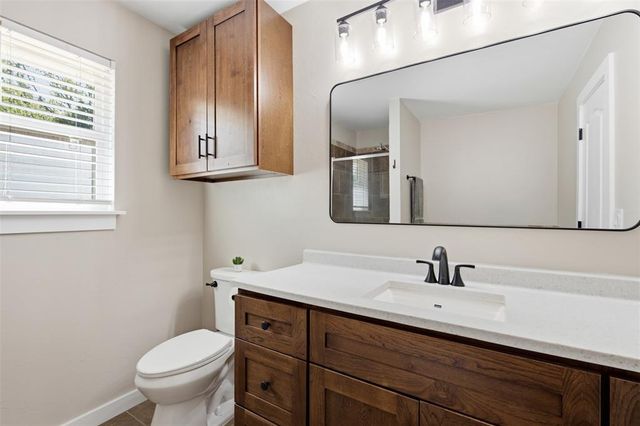 2026 Bradford Circle, Newcastle, OK 73065