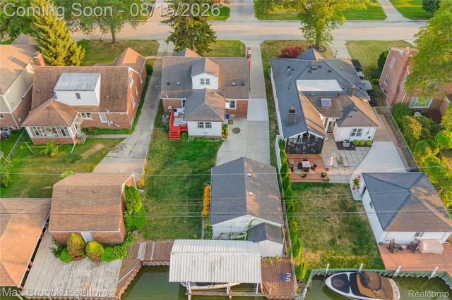 22451 Bayview Drive, St. Clair Shores, MI 48081