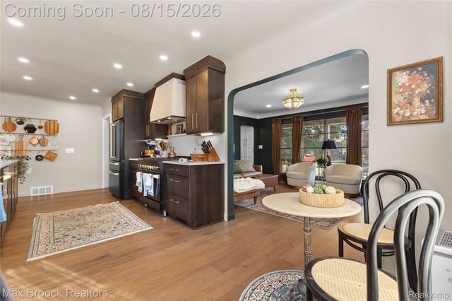 22451 Bayview Drive, St. Clair Shores, MI 48081