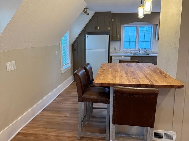 60 Redington St 2, Swampscott, MA 01907