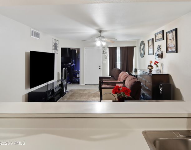 4730 W NORTHERN Avenue 2167, Glendale, AZ 85301
