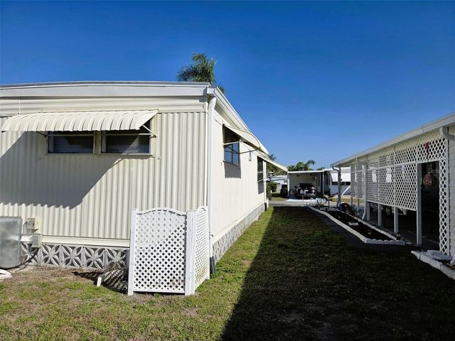 3312 OVERCUP OAK TERRACE, Sarasota, FL 34237