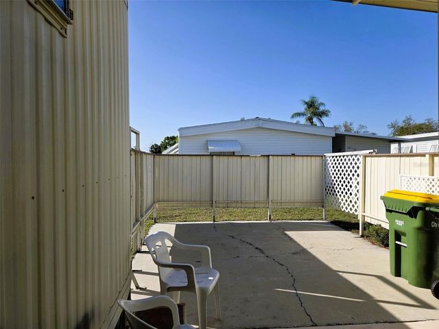 3312 OVERCUP OAK TERRACE, Sarasota, FL 34237