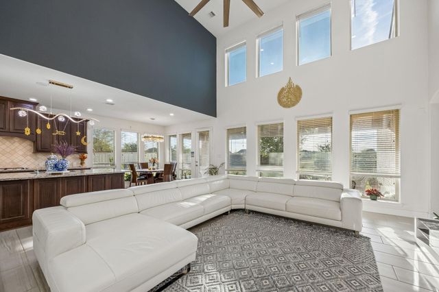 1339 Wild Geranium Drive, Richmond, TX 77406