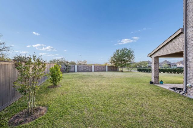 1339 Wild Geranium Drive, Richmond, TX 77406