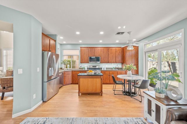 7518 Quail Vista Ln, Citrus Heights, CA 95610