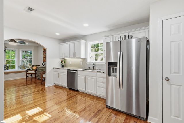 307 Stone River Way, Taylors, SC 29687