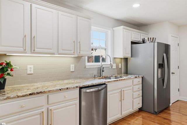 307 Stone River Way, Taylors, SC 29687