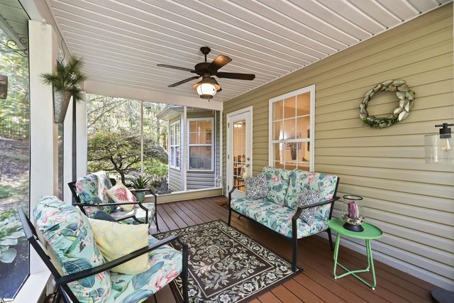 307 Stone River Way, Taylors, SC 29687