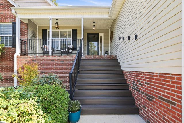 307 Stone River Way, Taylors, SC 29687