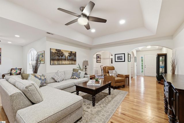 307 Stone River Way, Taylors, SC 29687