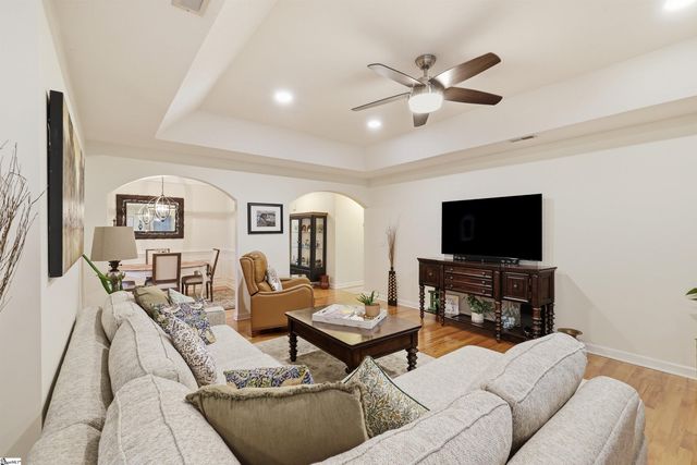307 Stone River Way, Taylors, SC 29687
