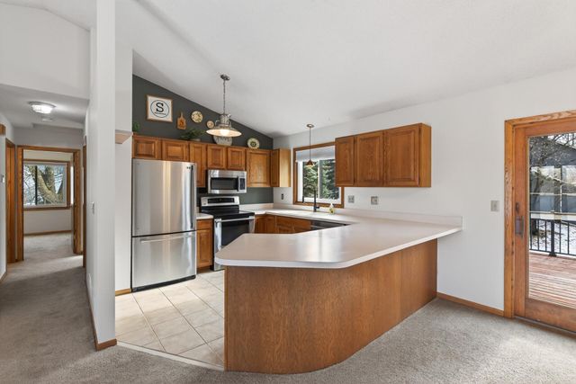 4076 States Avenue, Eagan, MN 55123