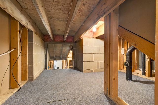 4076 States Avenue, Eagan, MN 55123