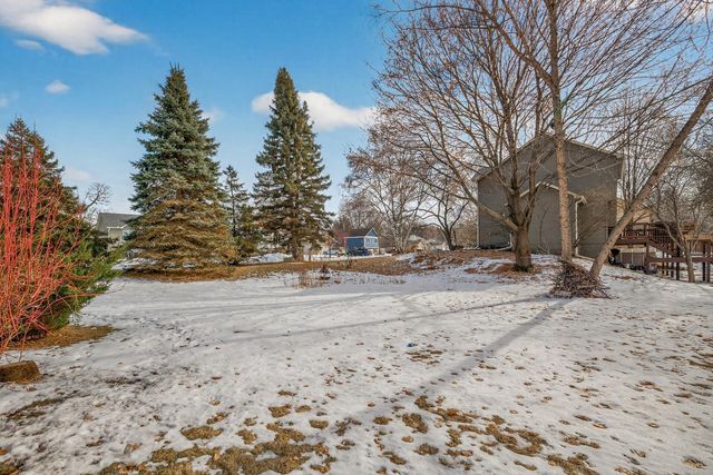 4076 States Avenue, Eagan, MN 55123