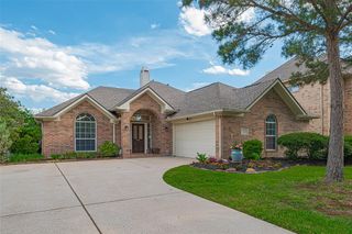 2347 Golden Shores Lane, League City, TX 77573