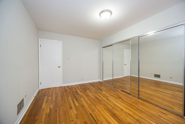 1122 W Altgeld Street 8, Chicago, IL 60614