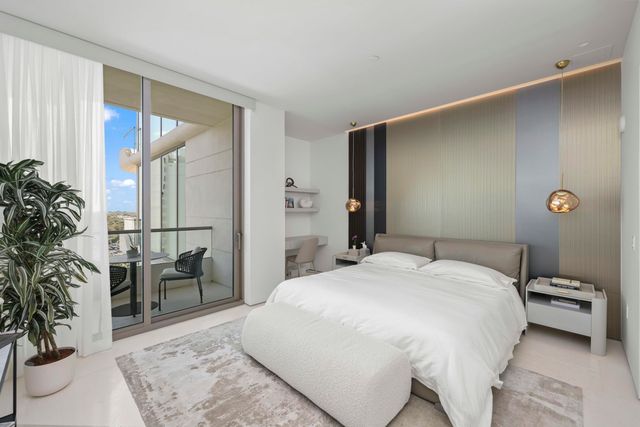 200 Arkona Court 1002, West Palm Beach, FL 33401