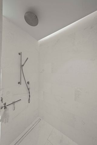 200 Arkona Court 1002, West Palm Beach, FL 33401